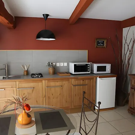 Les Trois Collines Landhaus